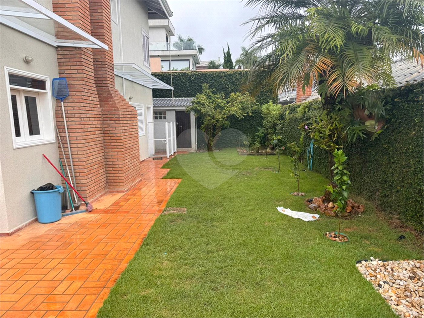 Casa à venda com 5 suítes em Aruã, Mogi das Cruzes, SP