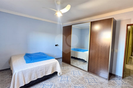 Sobrado à venda com 3 quartos, sendo 1 suíte, em Jardim São Guilherme, Sorocaba, SP