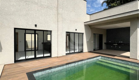 Casa à venda com 3 suítes no condomínio Spazio Design, Bragança Paulista - SP