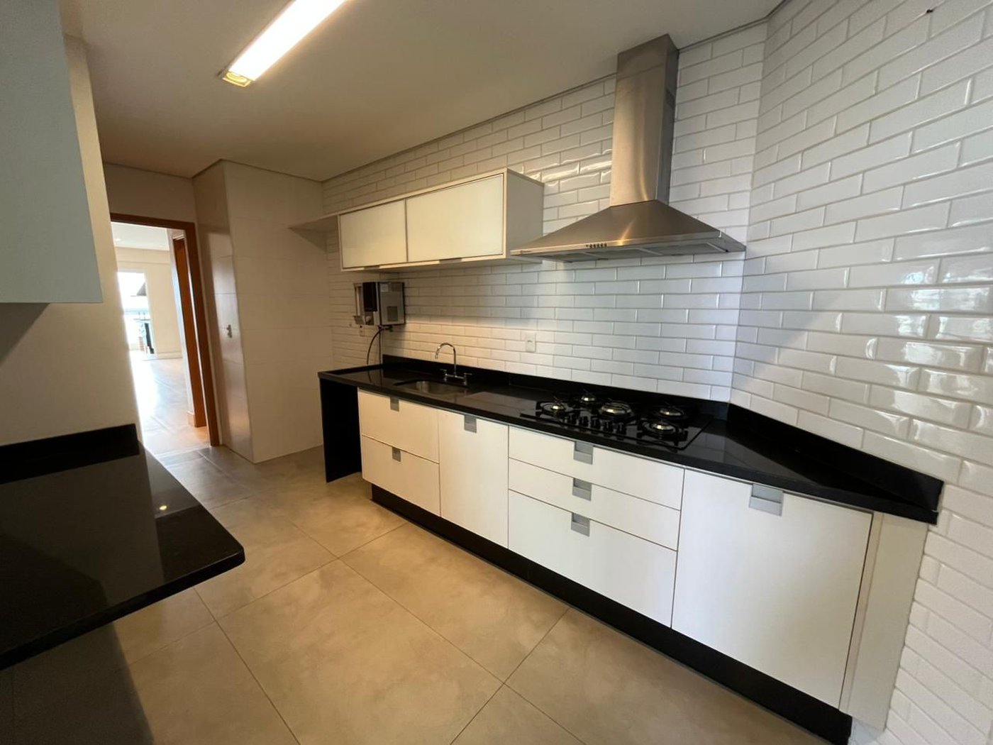 Apartamento com 3 dormitórios à venda, 124 m² por R$ 2.200.000,00 - Boqueirão - Santos/SP