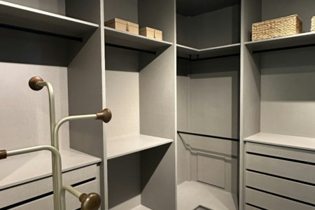 Casa à venda com 4 quartos, sendo 2 suítes,  no condomínio Damha IV, Presidente Prudente - SP