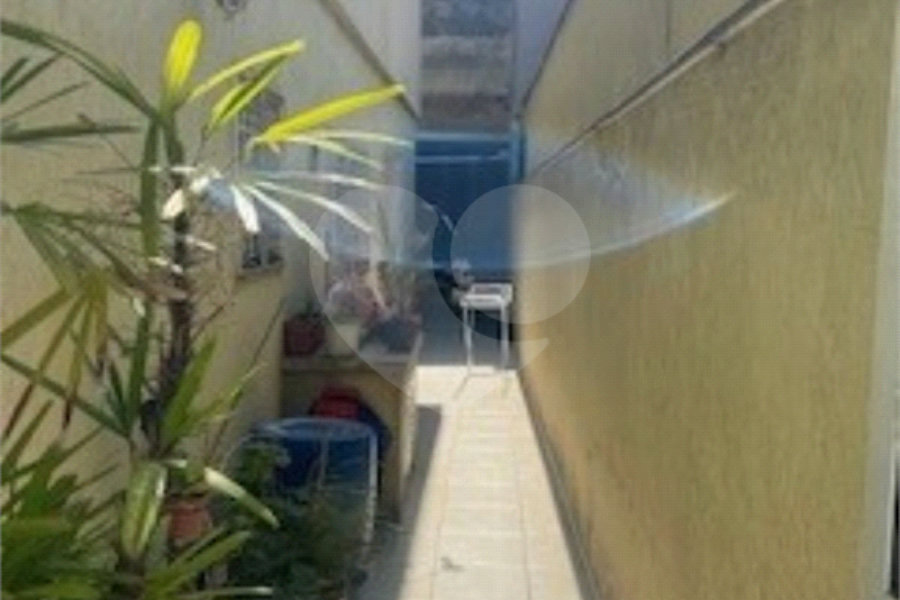 Sobrado à venda com 4 quartos, sendo 1 suíte, em Parque Edu Chaves, São Paulo, SP