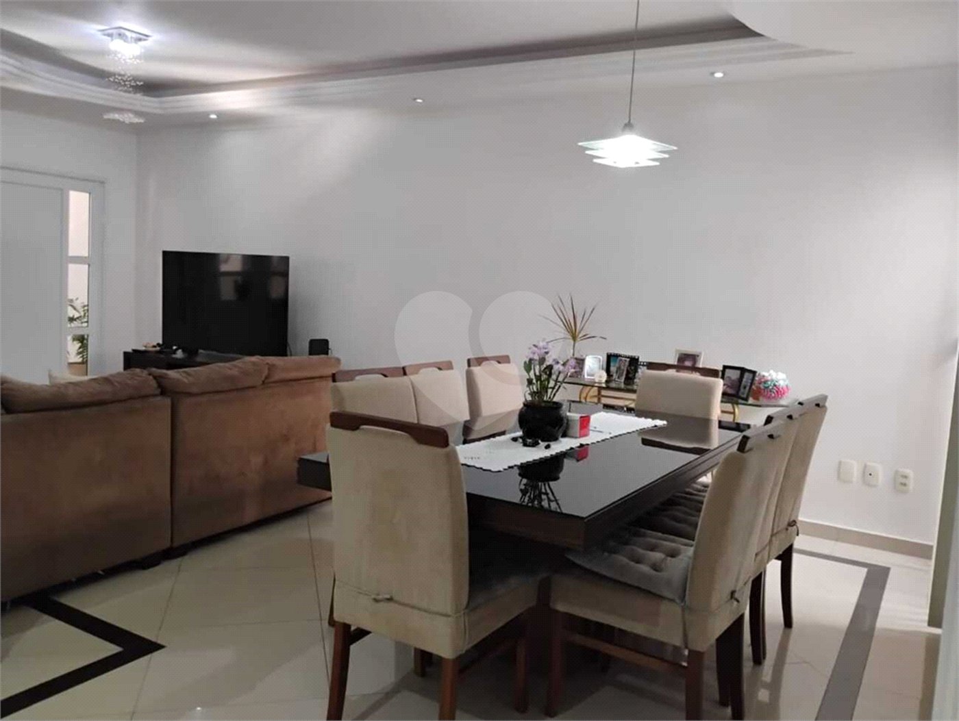 Casa à venda com 4 quartos, sendo 1 suíte,  em Jardim Ermida II, Jundiaí, SP