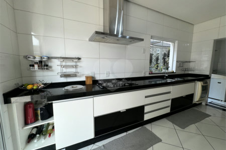 Casa à venda com 3 suítes no condomínio Ibiti Royal, Sorocaba - SP