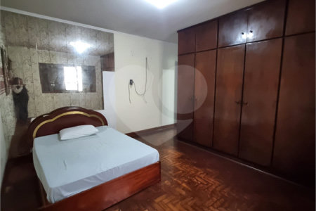 Casa à venda com 3 quartos, sendo 1 suíte,  em Jardim Leonor Mendes de Barros, São Paulo, SP