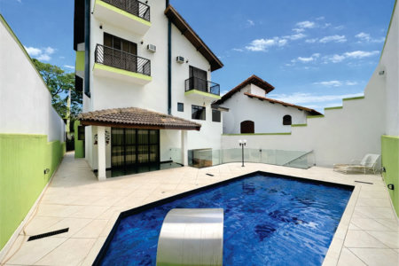 Casa à venda com 4 suítes no condomínio San Diego Park, Cotia - SP