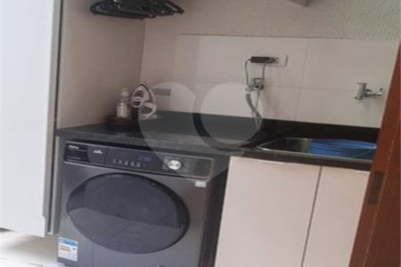 Casa à venda com 2 suítes no condomínio Residencial Pedro Julio, Mogi das Cruzes - SP