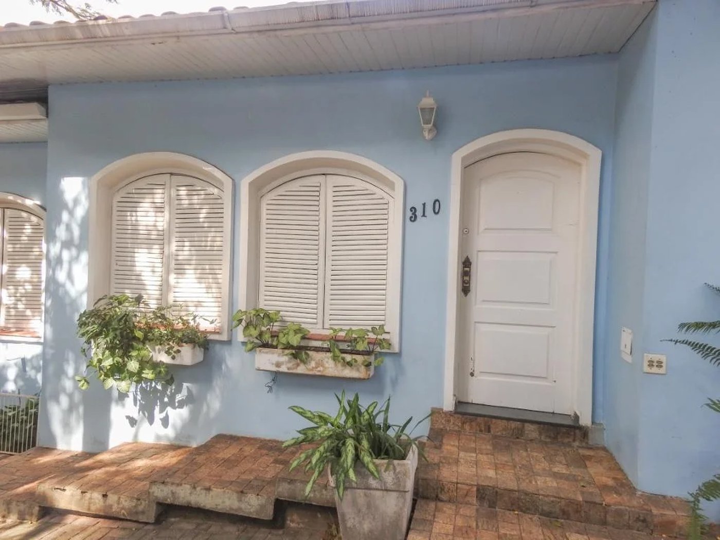 Casa Térrea à venda com 4 quartos, sendo 2 suítes,  em Jardim das Bandeiras, São Paulo, SP