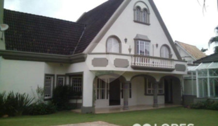 Casa à venda com 6 quartos, sendo 2 suítes, no condomínio Lago Azul Residencial e Golfe, Araçoiaba da Serra - SP