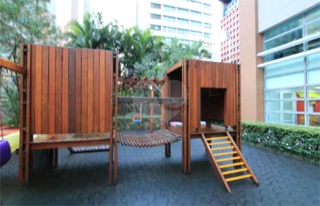 Apartamento para alugar com 3 quartos, sendo 1 suíte, em Vila Olímpia, São Paulo, SP
