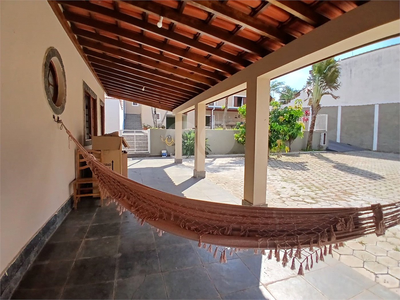 Casa à venda com 5 quartos, sendo 3 suítes, em Vila Santista, Atibaia, SP
