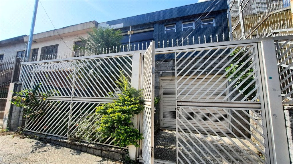 Casa à venda com 4 quartos, sendo 1 suíte, em Tatuapé, São Paulo, SP