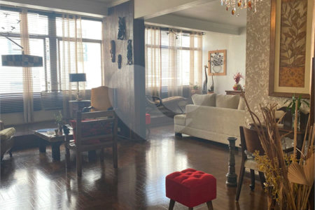 Apartamento à venda com 3 quartos, sendo 1 suíte,  em República, São Paulo, SP