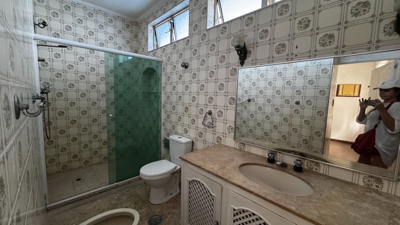 Casa dos Sonhos no Canal 6 – Piscina, Privacidade e 450m² de Terreno