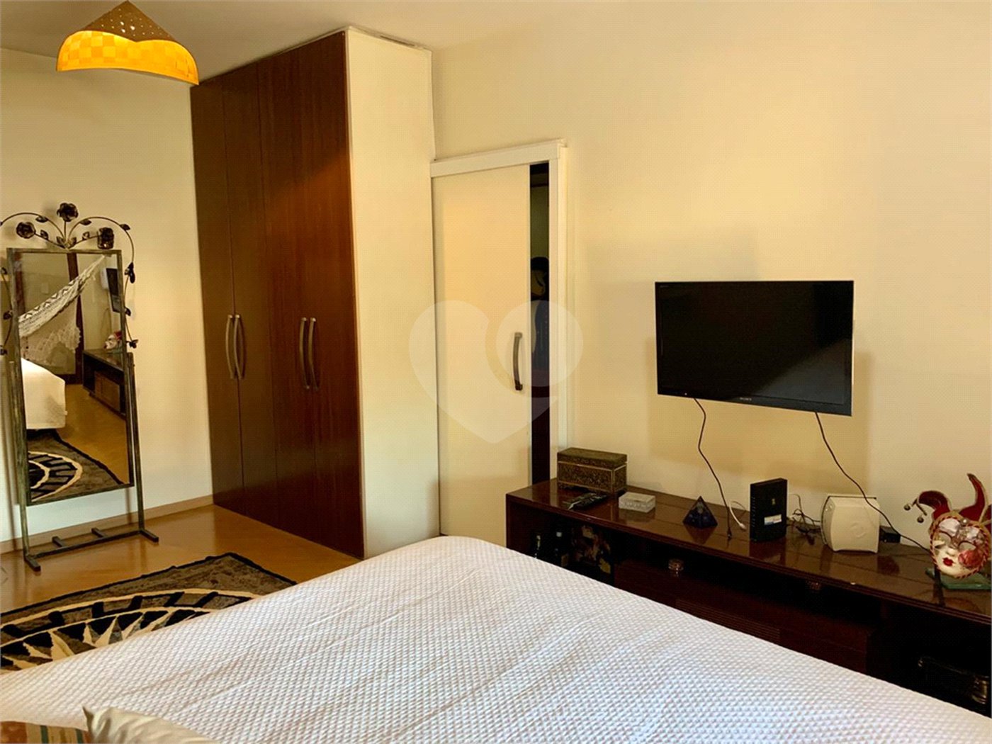 Sobrado à venda com 3 quartos, sendo 1 suíte, em Jardim Marajoara, São Paulo, SP