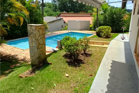 Casa à venda com 4 quartos, sendo 1 suíte,  no condomínio Jardim do Ribeirão I, Itupeva - SP