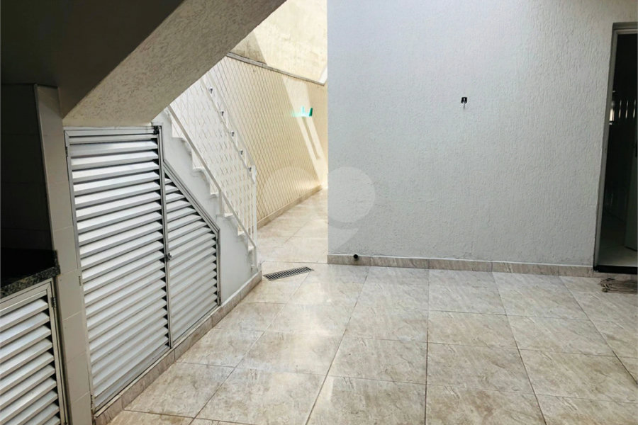 Sobrado à venda com 4 quartos em Parque Edu Chaves, São Paulo, SP