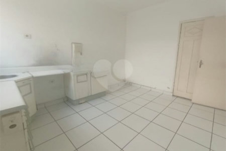 Sobrado à venda com 2 quartos em Santana, São Paulo, SP