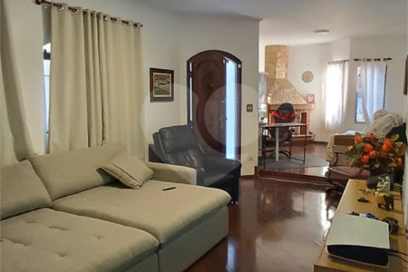 Sobrado à venda com 3 quartos, sendo 1 suíte, em Jardim São Paulo(zona Norte), São Paulo, SP