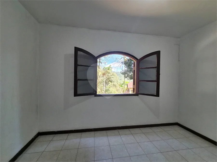 Casa à venda ou para alugar com 4 suítes no condomínio Parque Imperial da Cantareira, Mairiporã - SP