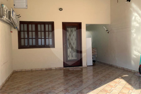 Casa à venda com 2 quartos, sendo 1 suíte, em Vila Progresso, Salto, SP