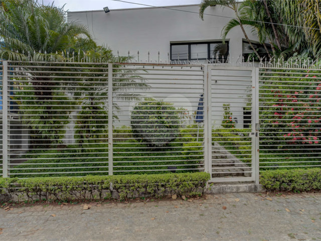 Sobrado à venda ou para alugar com 1 quarto em Chácara Santo Antônio (zona Sul), São Paulo, SP