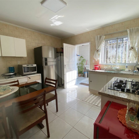 Sobrado à venda com 3 quartos, sendo 1 suíte,  em Vila Ipojuca, São Paulo, SP