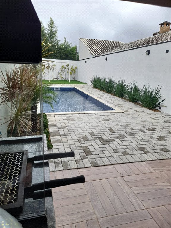 Casa à venda com 3 quartos, sendo 1 suíte,  em Vila Suissa, Mogi das Cruzes, SP