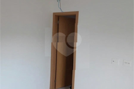 Apartamento à venda com 3 quartos, sendo 1 suíte, em Vila Paulicéia, São Paulo, SP