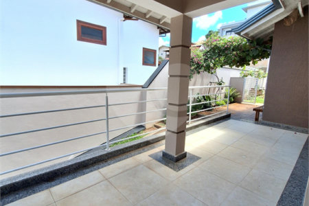 Casa à venda com 3 suítes no condomínio Bosque de Grevilea, Vinhedo - SP