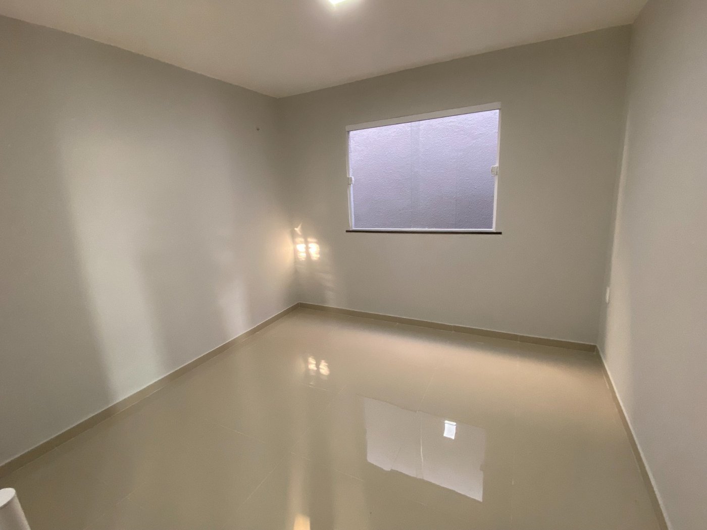 Casa à venda com 3 quartos, sendo 2 suítes, no condomínio PORTO LAGOA, Aquiraz - CE