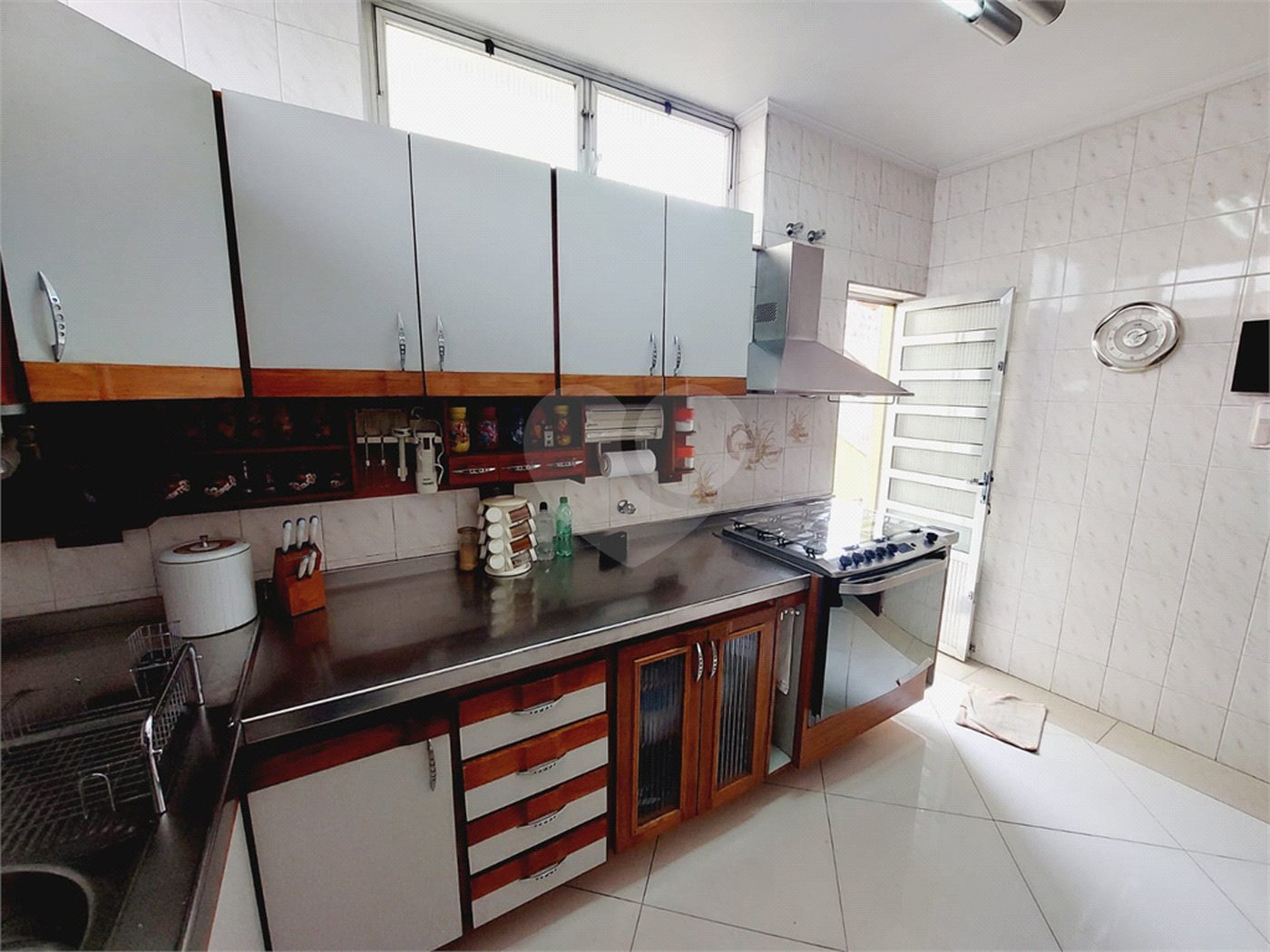 Casa à venda com 3 quartos, sendo 1 suíte, em Vila Bela Aliança, São Paulo, SP