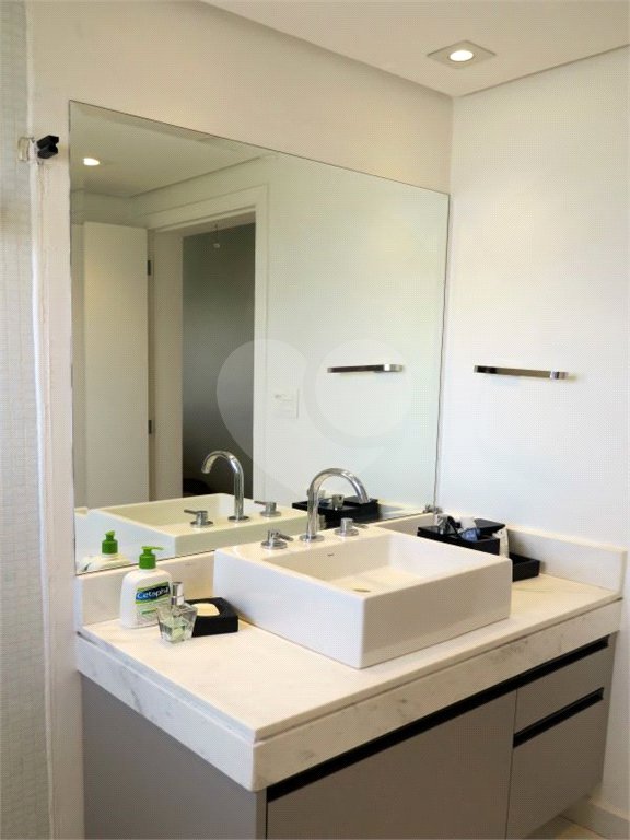 Apartamento à venda com 4 quartos, sendo 3 suítes,  em Jardim Monte Kemel, São Paulo, SP