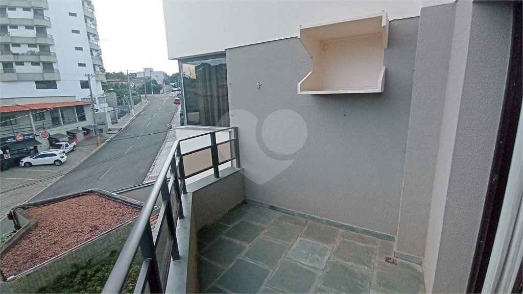 Apartamento à venda com 3 suítes no Centro, Vinhedo, SP