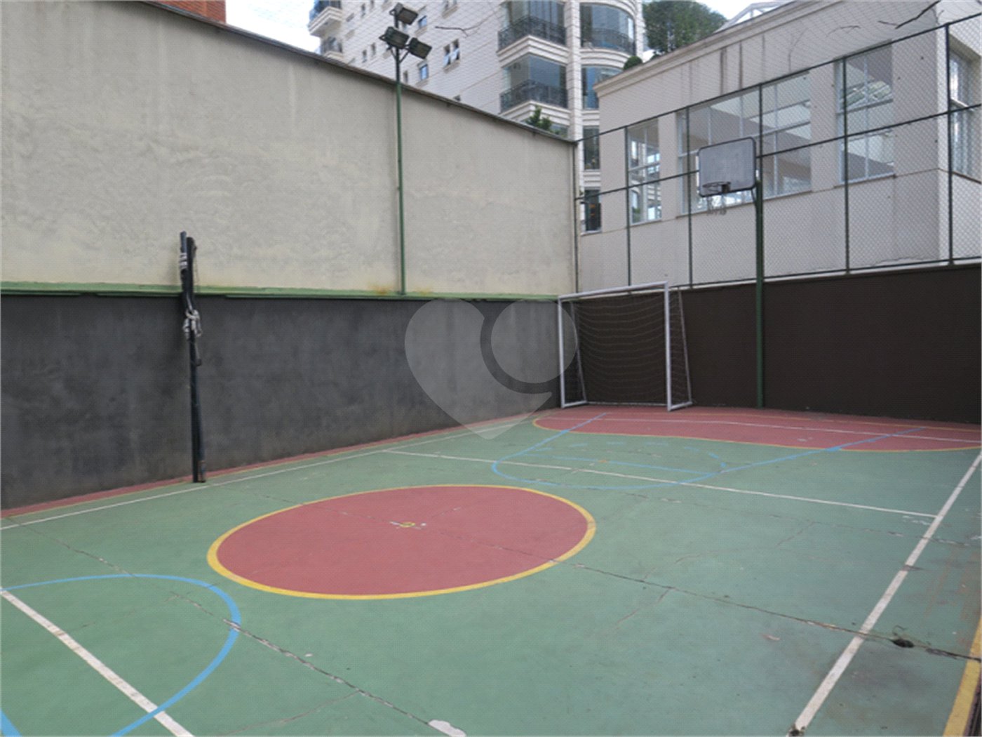 Apartamento à venda com 3 suítes em Vila Suzana, São Paulo, SP
