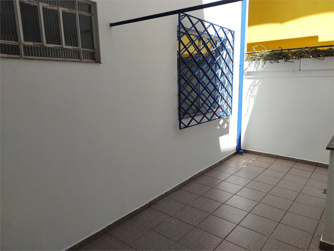 Casa à venda com 3 quartos, sendo 1 suíte, em Vila Cordeiro, São Paulo, SP