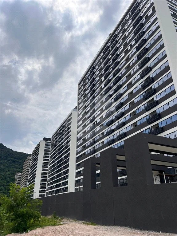 Cobertura à venda com 3 quartos, sendo 1 suíte, em Jacarepaguá, Rio de Janeiro, RJ