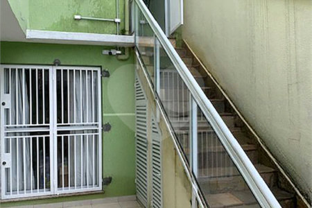 Sobrado à venda com 3 quartos em Vila Paulicéia, São Paulo, SP