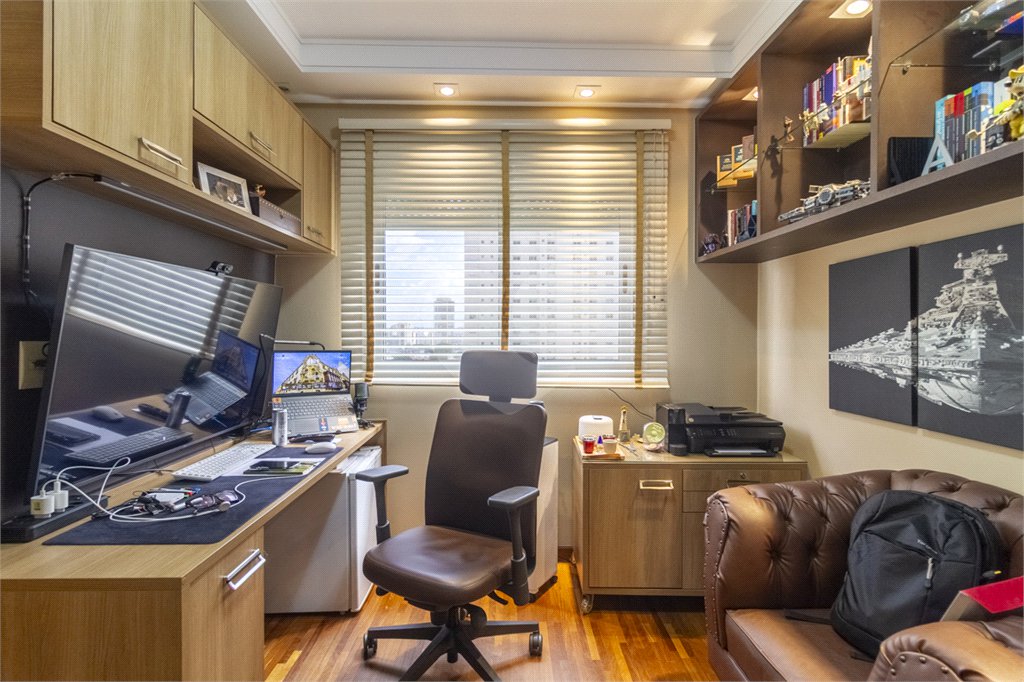 Apartamento para venda no Alto da Moóca, com 178 m², 3 suítes, 3 vagas.