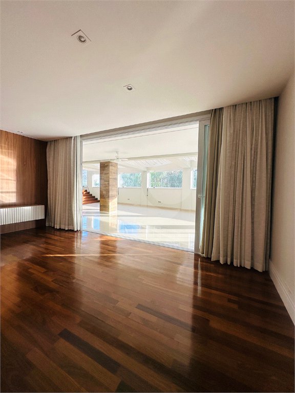 Apartamento à venda com 4 quartos, sendo 2 suítes, em Paraíso, São Paulo, SP