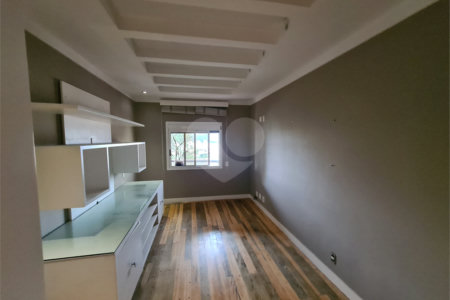 Apartamento à venda com 3 suítes em Água Fria, São Paulo, SP
