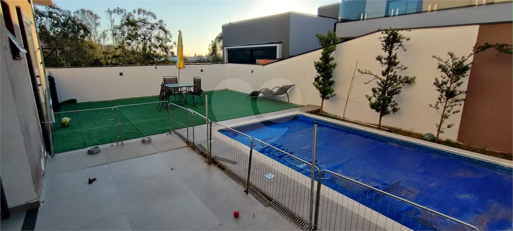 Terreno à venda com 3 quartos, sendo 1 suíte, no condomínio Residencial Sun Lake, Votorantim - SP