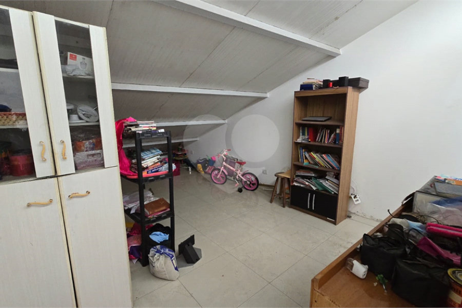 Sobrado à venda com 3 quartos, sendo 1 suíte, em Vila Clarice, São Paulo, SP