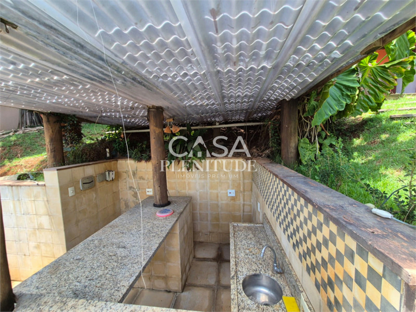 Casa em condomínio à venda ou para alugar com 3 suítes em Village Ipanema Ii, Araçoiaba da Serra, SP