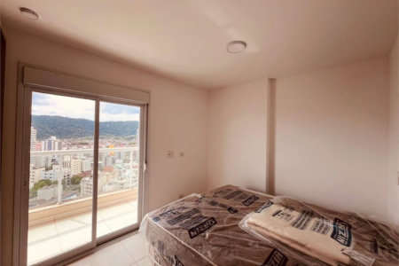 Apartamento com Varanda Gourmet em Condomínio Clube na Enseada – 2 Dormitórios