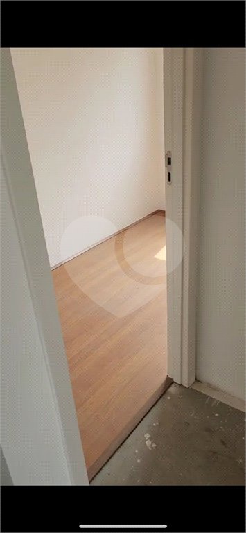 Apartamento à venda com 2 quartos em Pari, São Paulo, SP