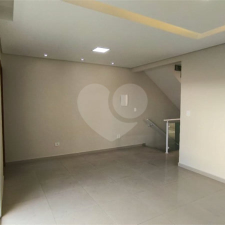 Apartamento à venda com 3 quartos, sendo 1 suíte, em Vila Pires, Santo André, SP