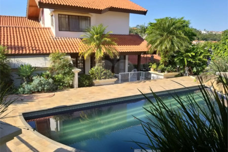 Casa à venda com 3 quartos, sendo 1 suíte, em Vila Gardênia, Atibaia, SP