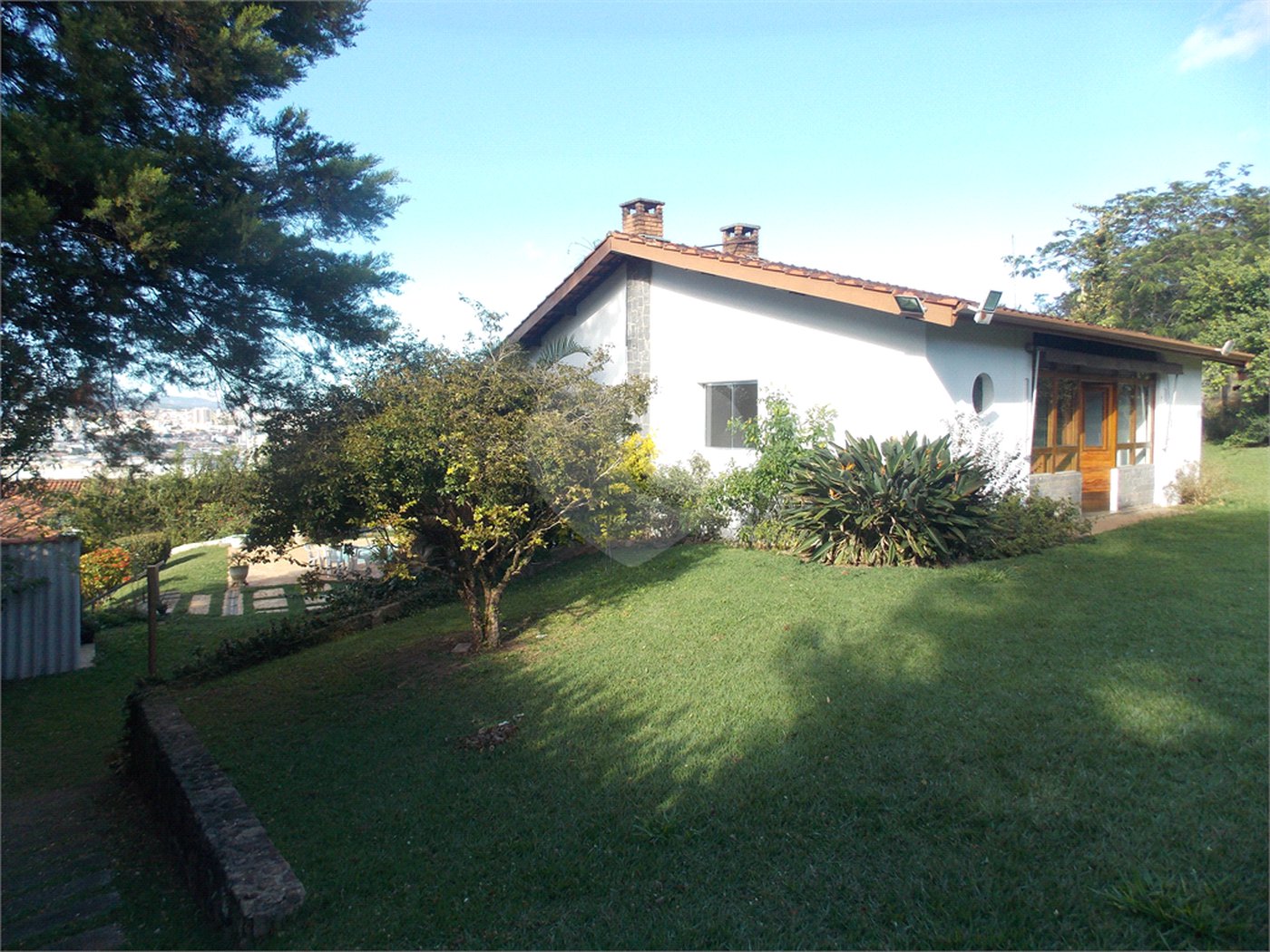 Casa à venda com 2 quartos, sendo 1 suíte, em Campos de Atibaia, Atibaia, SP