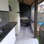 Casa à venda com 3 quartos, sendo 1 suíte, no condomínio Paraíso Classe A, Rio de Janeiro - RJ
